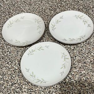 St Regis Japan White Silver Dinnerware 6 1/4 In Salad Dessert Leaf Pattern Set 3